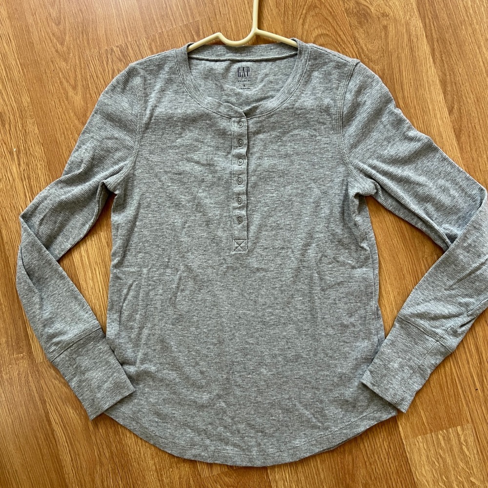 Gap Womens Ribbed Henley Size Small Heather Grey Long Sleeve Shirt Top Classic